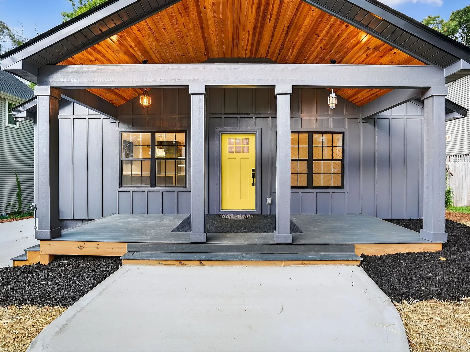 3 bed, 2.5 bath, 1976 sqft, $2,800 — Photo 1