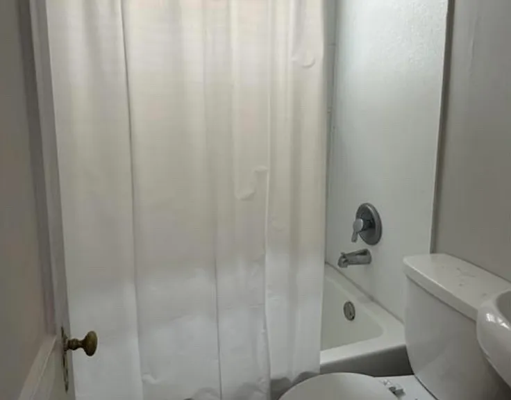2629 Grogan Ave — Photo 6
