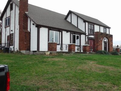 603 E Hubach Hill Rd, Raymore, MO, 64083