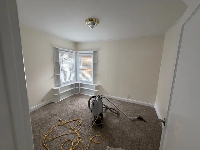 914 Lemon St — Photo 14