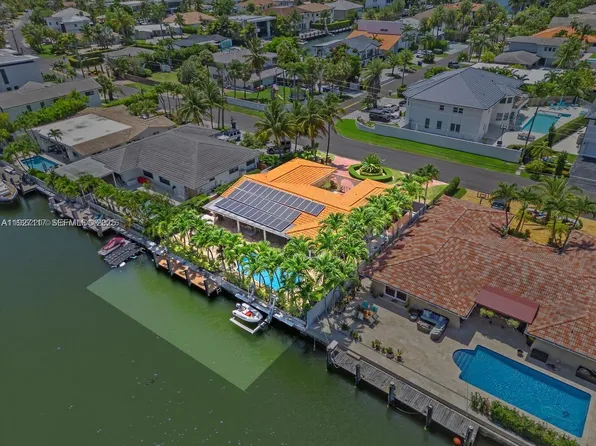 3220 NE 164th St, North Miami Beach, FL 33160