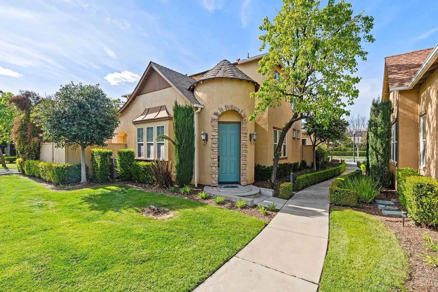 3948 Trenton Ave photo 1