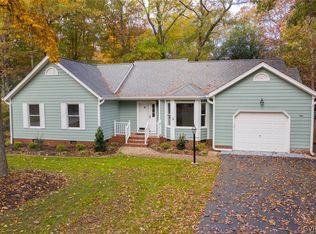 5518 Windy Ridge Dr, Midlothian, VA 23112