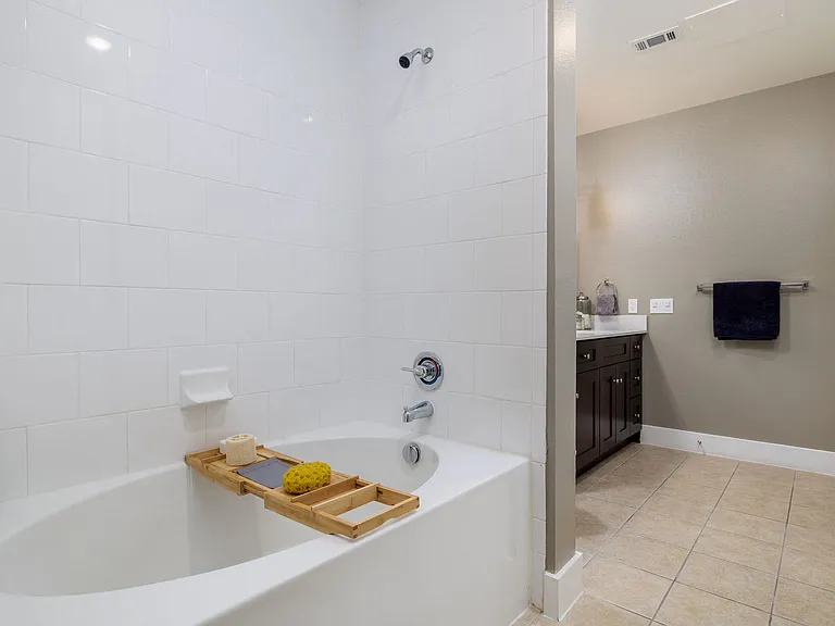 Haus 5350 — Photo 12