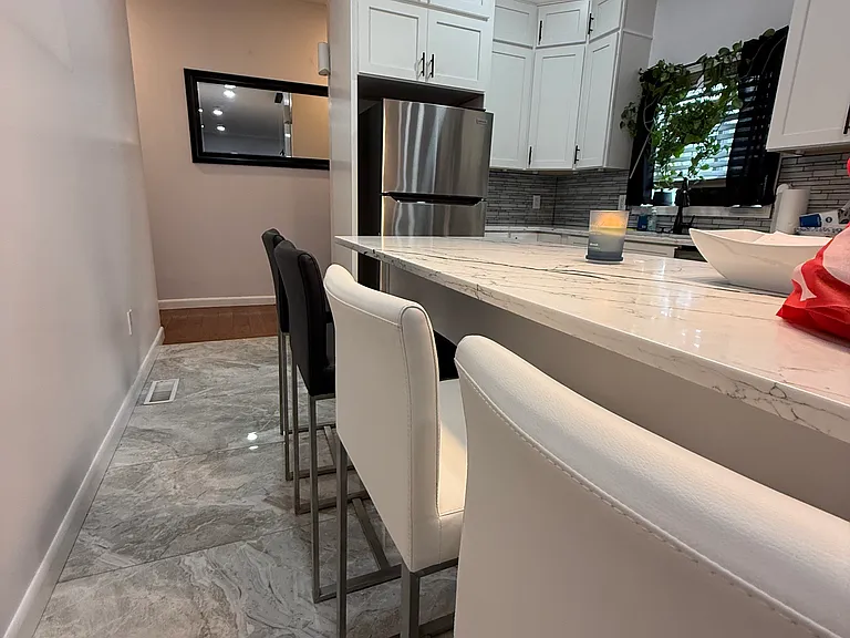 7 Weir Ave #1 — Photo 4
