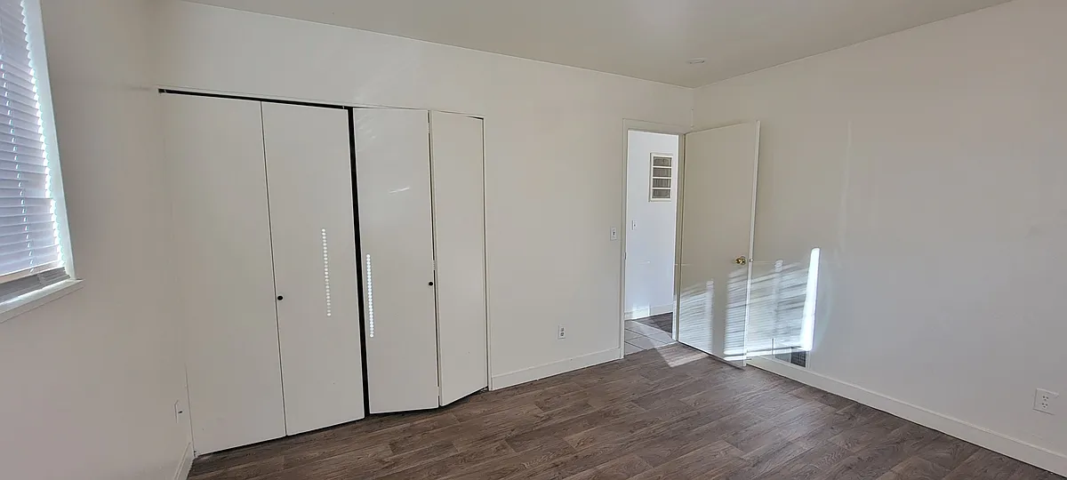 Building Photo - 1754 S 440 W