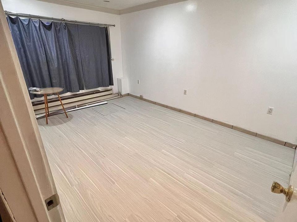 2nd image of 1662 155th St