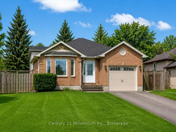 61 Albery Ct, Meaford, ON N4L 1J8