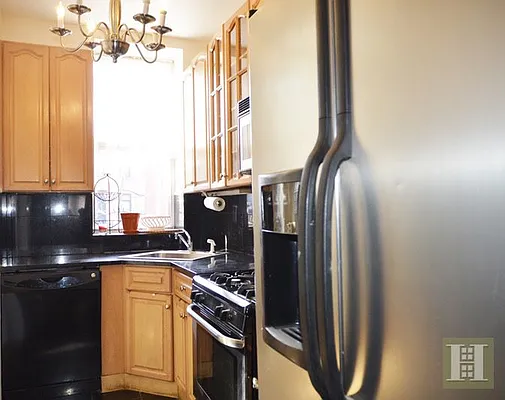 Rented by Halstead Real Estate | media 35