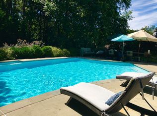400 Carriage Ln, Huntingtown, MD 20639