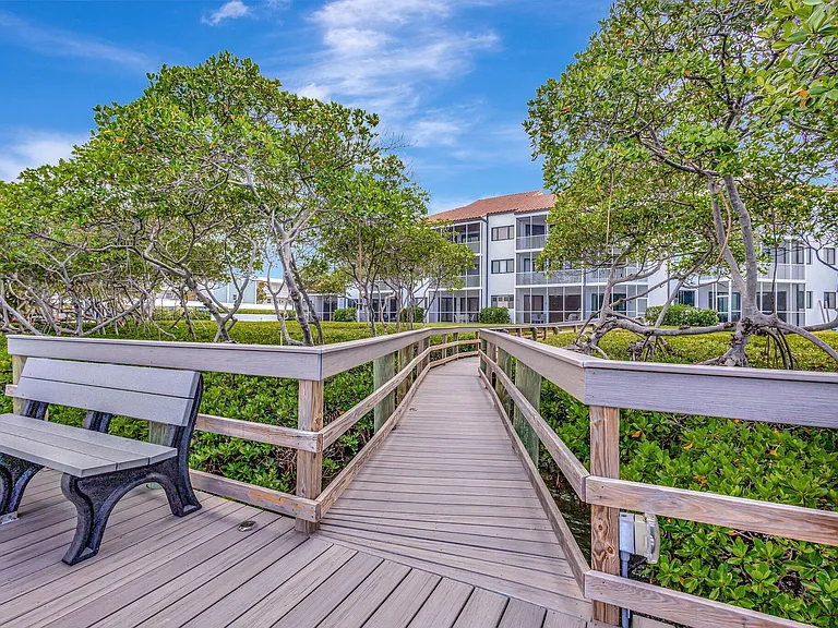 200 Waterway Rd #109 — Photo 42