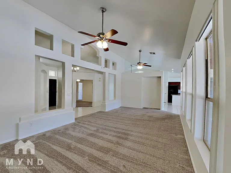 137 S Nightfall Ave — Photo 6