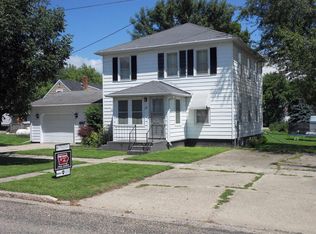 107 N 3rd St, Breda, IA 51436