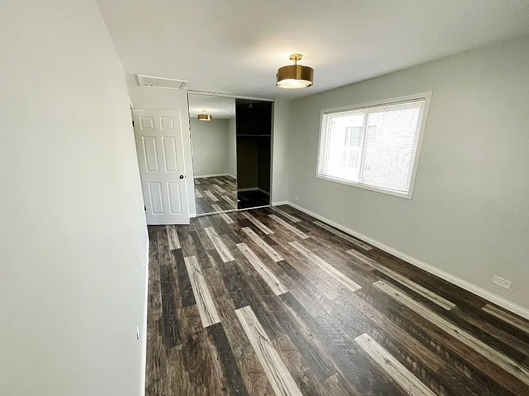 228 N Waterford Dr #12C — Photo 11