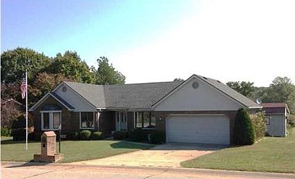 1st image of 6841 Greendale Dr