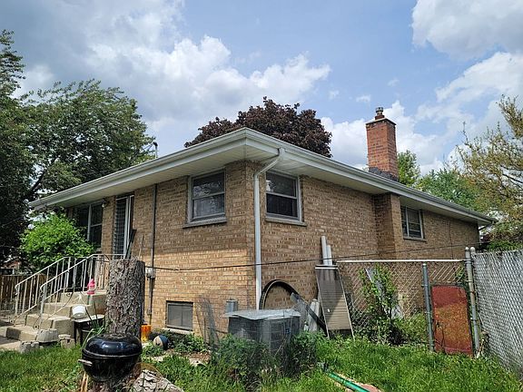 2nd image of 337 Belle Dr