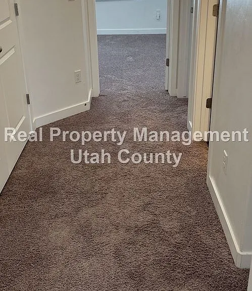 487 S Fox Chase Ln — Photo 30