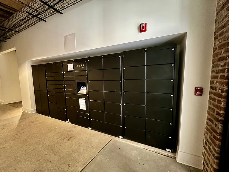 Lofts At Abrams Fixtures — Photo 13