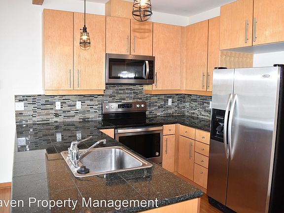 3rd image of 2520 Jefferson Ave Unit L