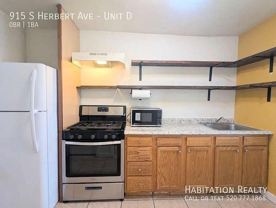Pleasant Studio/1bath near Santa Rita Park, south of Downtown Tucson! — Photo 2
