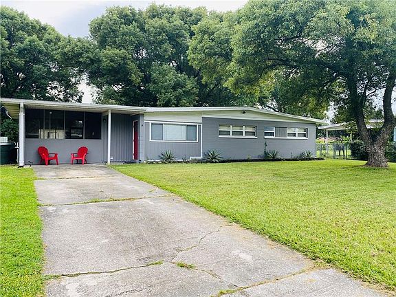 3rd image of 605 Shady Ln