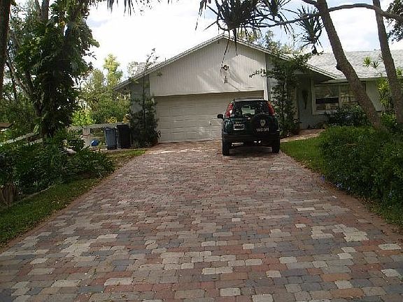 paver driveway