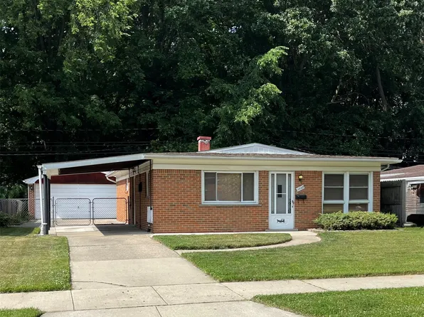 1353 Moulin Ave, Madison Heights, MI 48071