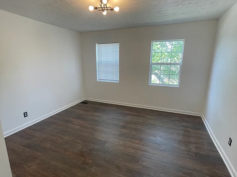 1131 Churchman Ave — Photo 33