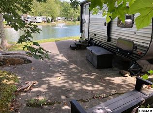 4229 E Pkwy, Gatlinburg, TN 37738