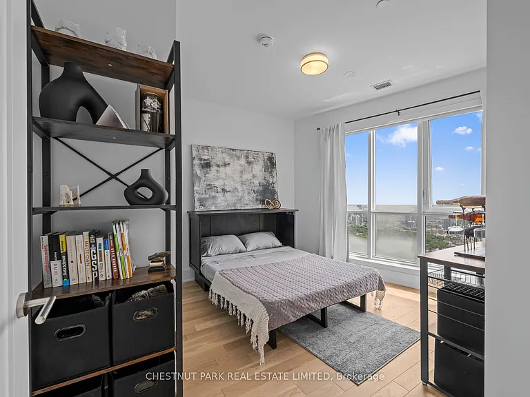 585 Bloor St E #4419 — Photo 21
