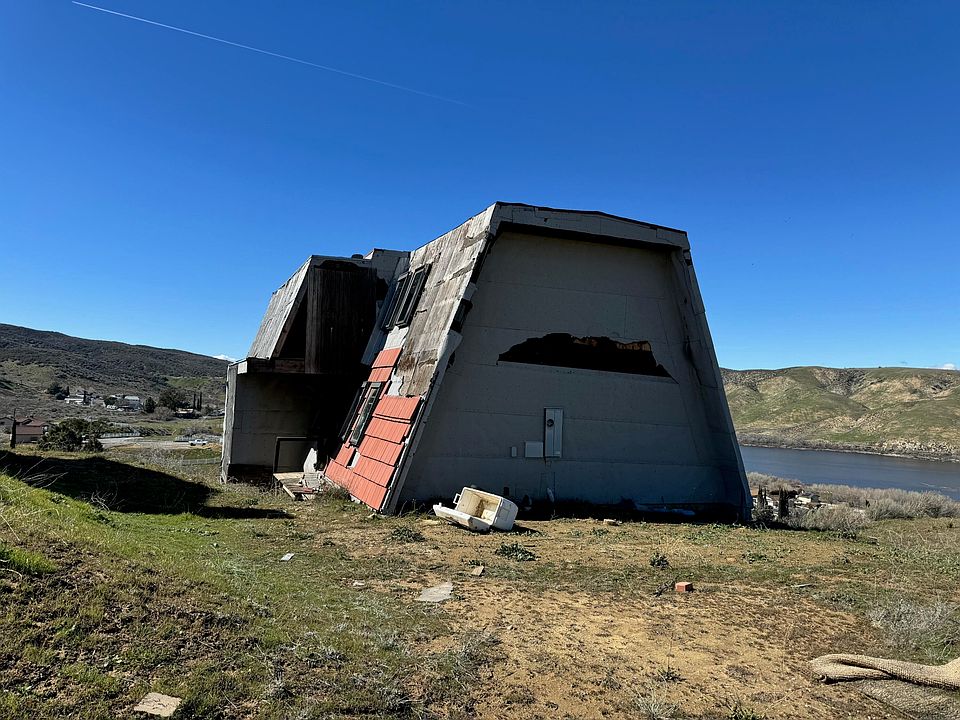 1st image of 14766 Flintstone Dr