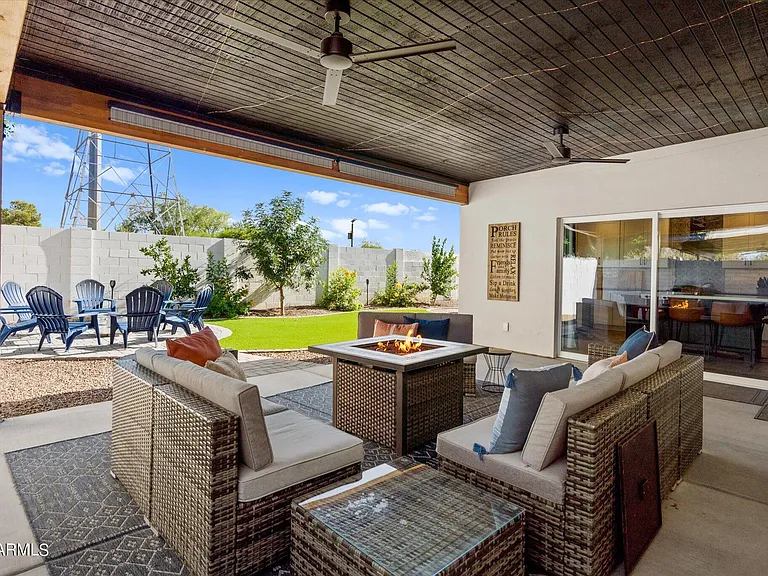 1027 W Peralta Ave — Photo 57