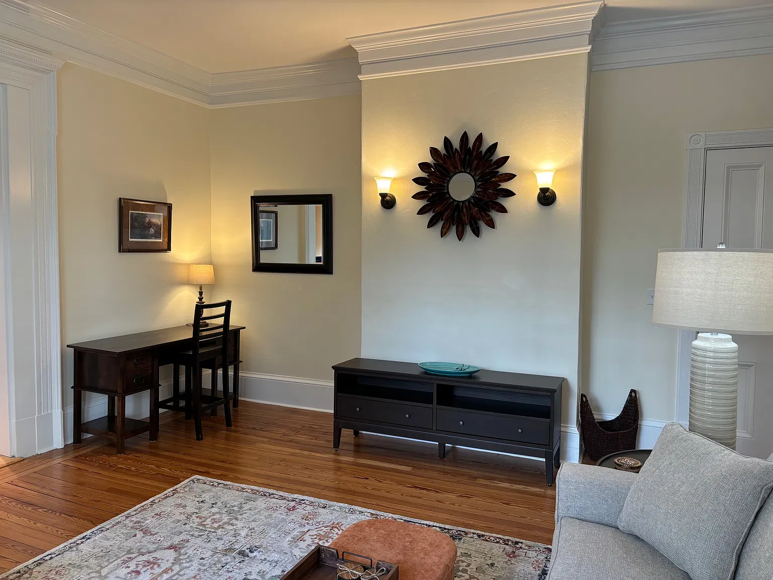 1 bed, 980 sqft, $3,100 — Photo 3