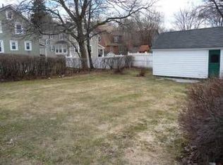 399 Ash St, Manchester, NH 03104