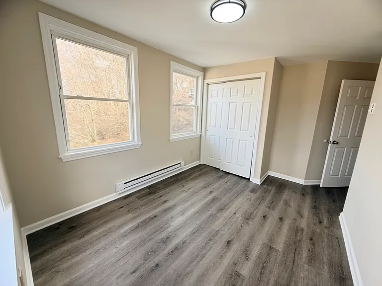 3-5-7 Maple St #7 — Photo 7