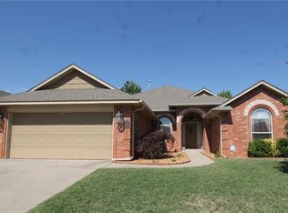 1437 Camber St, Yukon, OK 73099