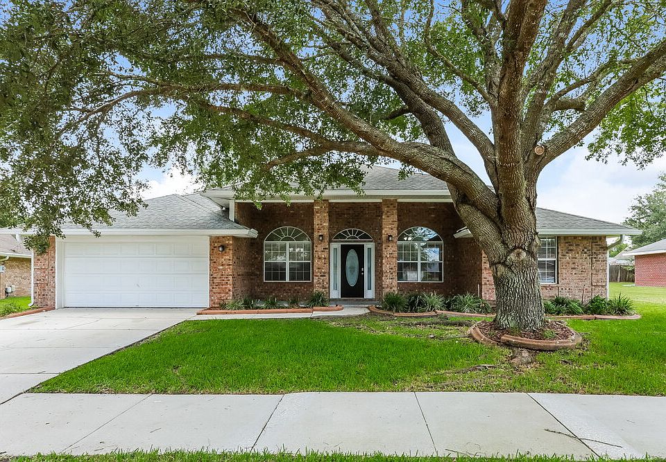 1st image of 3209 Silverado Cir