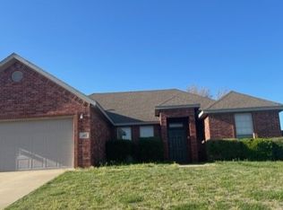 460 Novarra Dr, Centerton, AR 72719