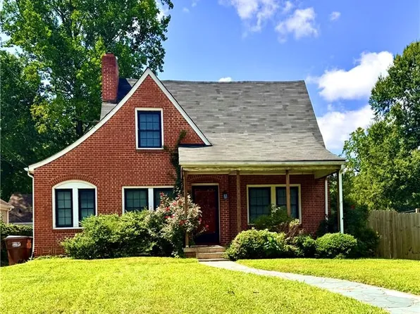 923 N Rotary Dr, High Point, NC 27262