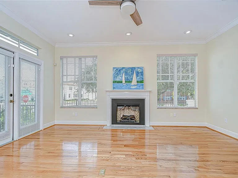 113 Bosphorous Ave #5 — Photo 35