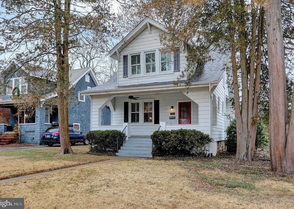 1st image of 616 Hollen Rd