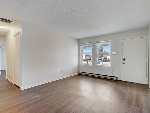 3rd image of 4431 Aristocrat Ct