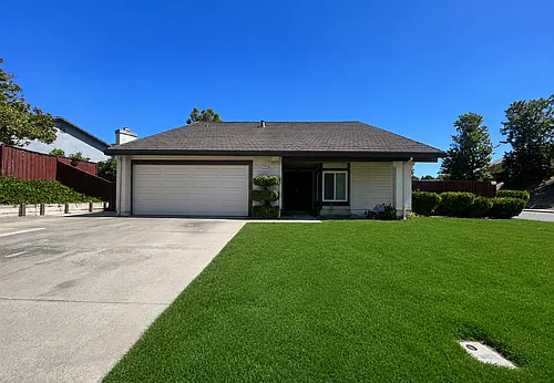 2700 Bluebell Cir Photo 1