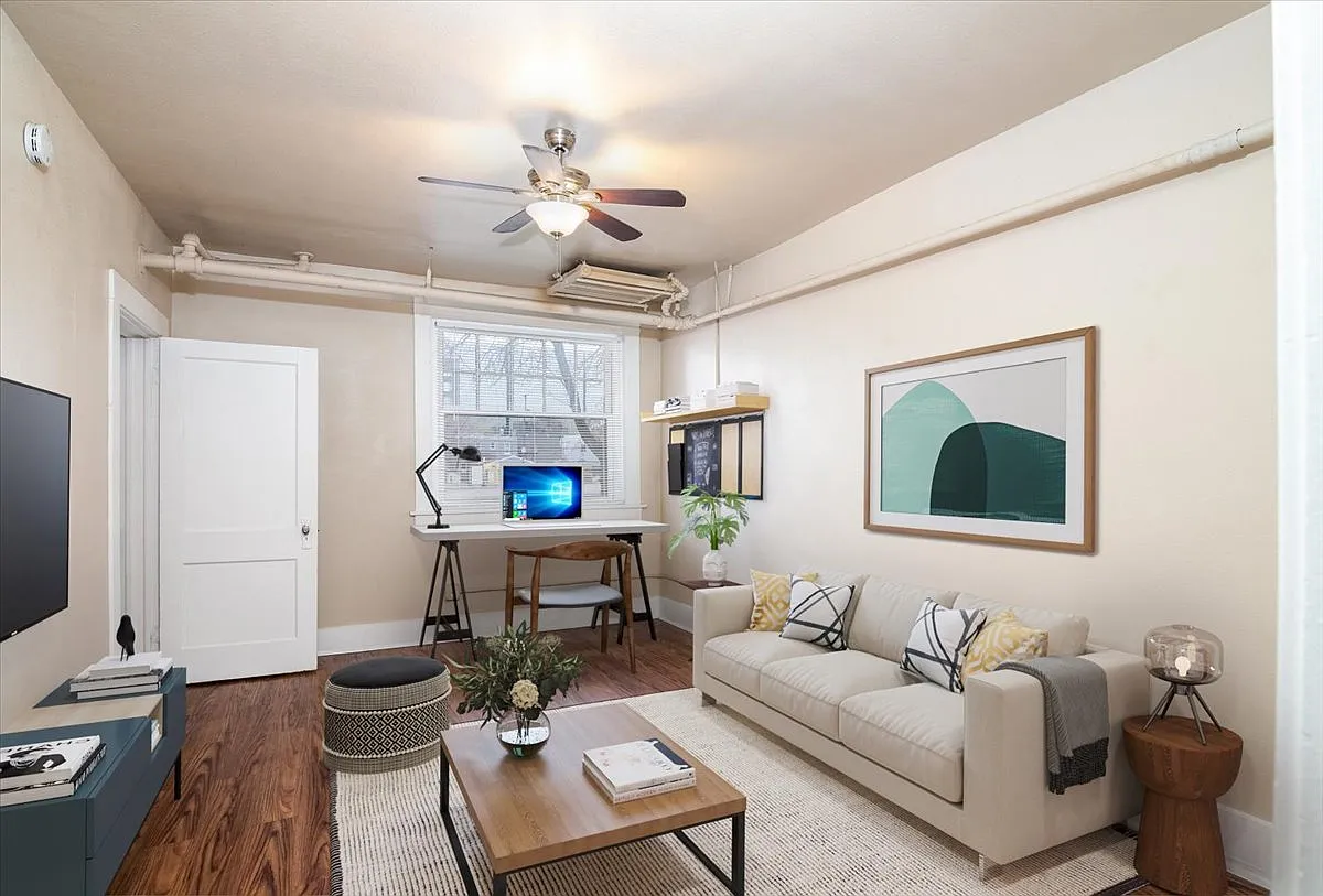 Beautiful Vintage First Floor Updated 1br In Amazing Location! — Photo 4