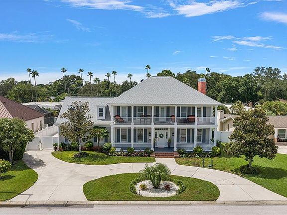 3rd image of 1322 GOLF VIEW DRIVE