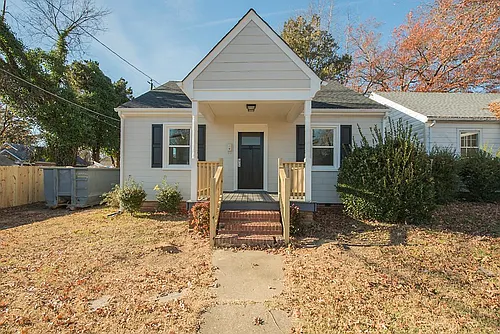 3610 Martin Ave Photo 1