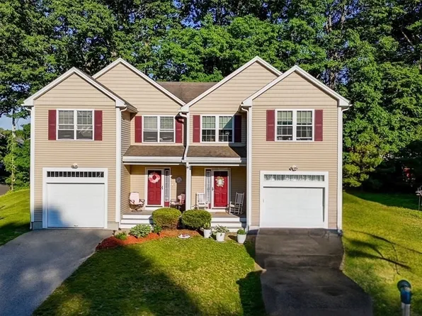 2 Bay Point Ln Unit 2, Haverhill, MA 01835