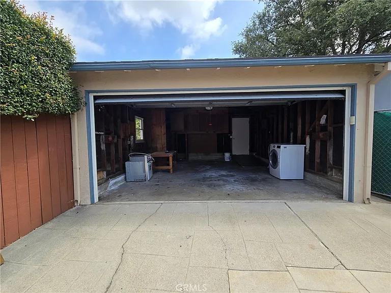 240 Euclid St — Photo 35