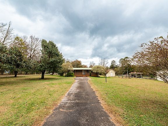 3rd image of 253 Halls Mill Rd