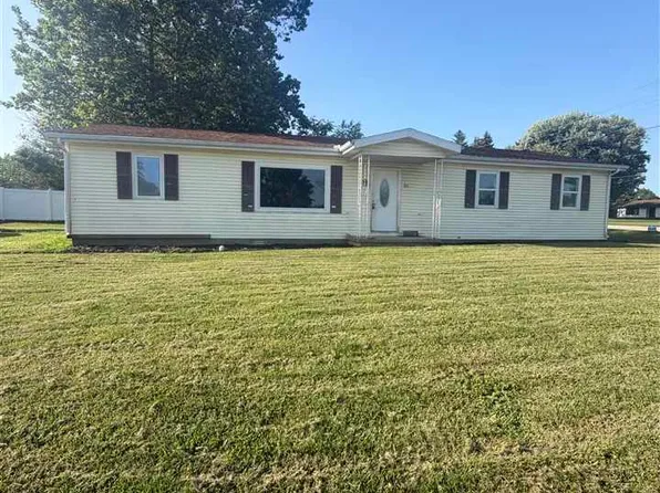353 Hickory Dr, Connersville, IN 47331